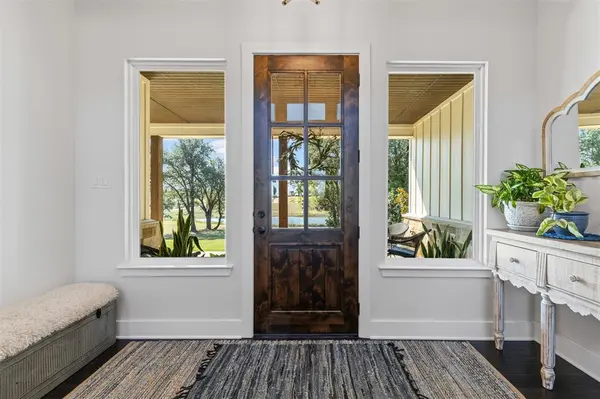 201 Flat Rock Lane, Weatherford, TX 76088