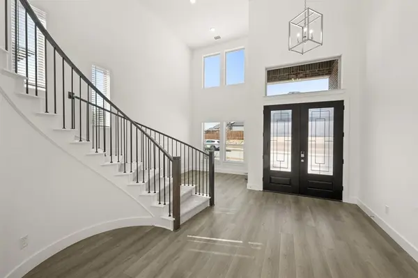 408 McKinley Street, Desoto, TX 75115