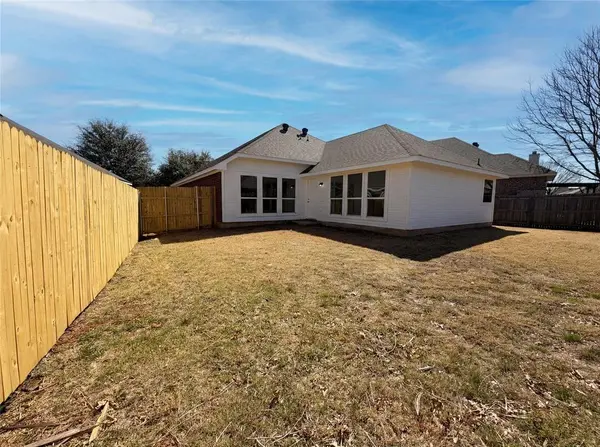 1608 Wickham Drive, Burleson, TX 76028