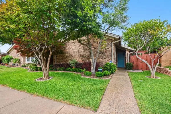 2019 Whippoorwill Lane, Carrollton, TX 75006