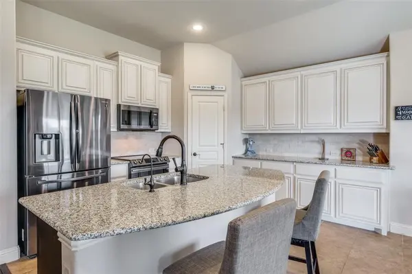 8224 Bonanza, Aubrey, TX 76227