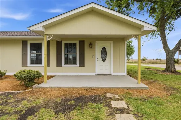 12384 County Road 800, Nevada, TX 75173