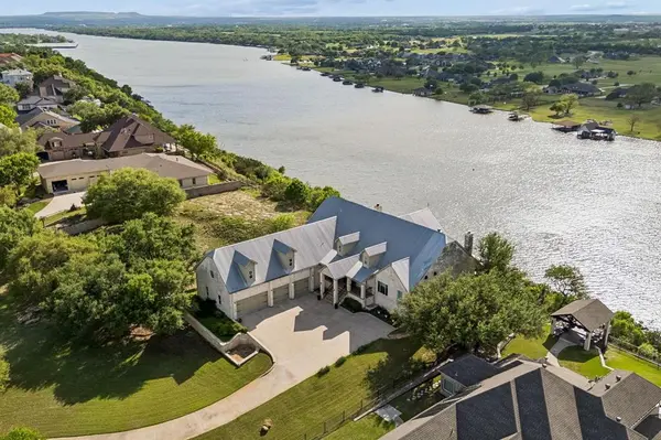 1400 Lady Amber Lane, Granbury, TX 76049