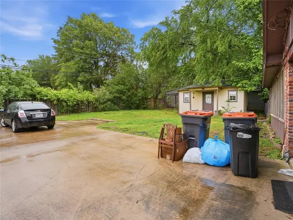 2845 Hubbard Street, Paris, TX 75460