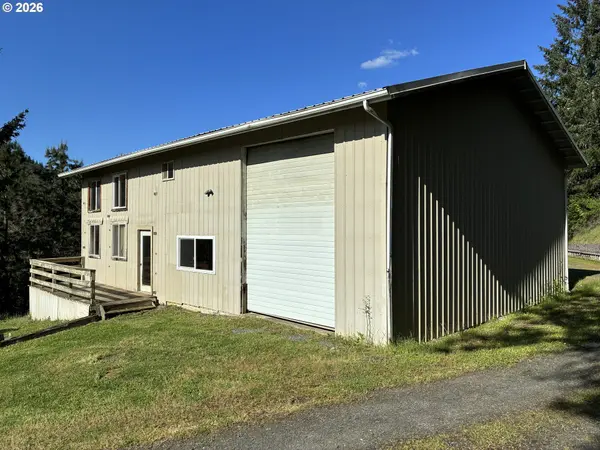 464 HOMESTEAD DR, Myrtle Creek, OR 97457