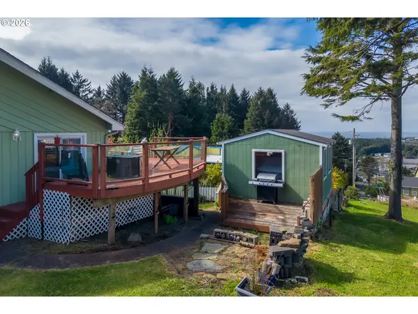1636 SE OAR DR, Lincoln City, OR 97367