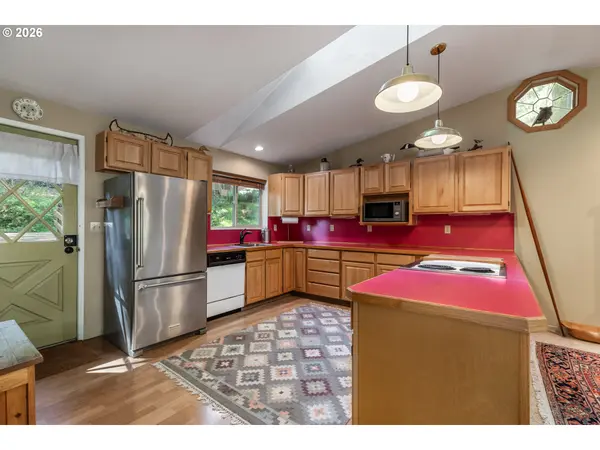 10265 RIDGE VIEW TER, Birkenfeld, OR 97016