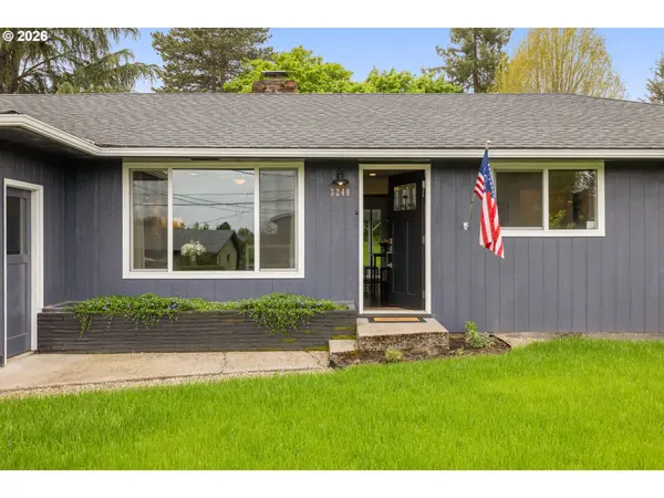 3240 OAKCREST DR, Forest Grove, OR 97116