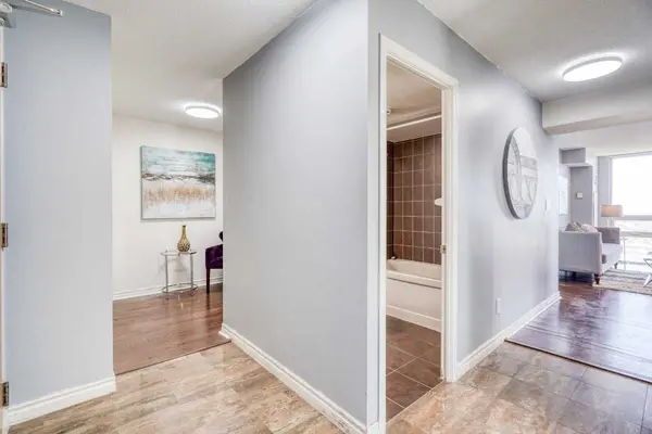 88 Grangeway AVE #2508, Toronto E09, ON M1H 0A2