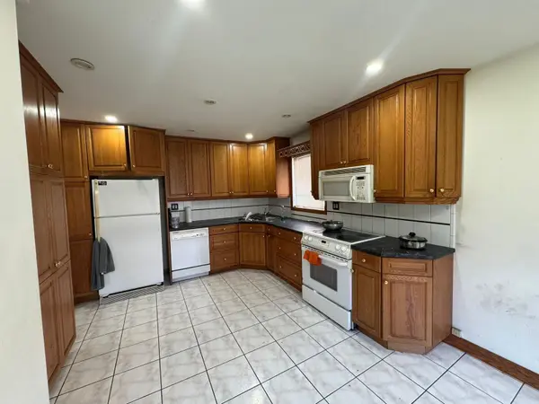 10 Torada CT, Brampton, ON L5A 1H6