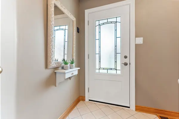 80 Pebblestone CIR, Brampton, ON L6X 4M8