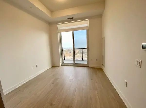 8 Nahani WAY #Lph 19, Mississauga, ON L4Z 0C6