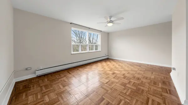 554 Harvie AVE #14, Toronto W03, ON M6E 4M1