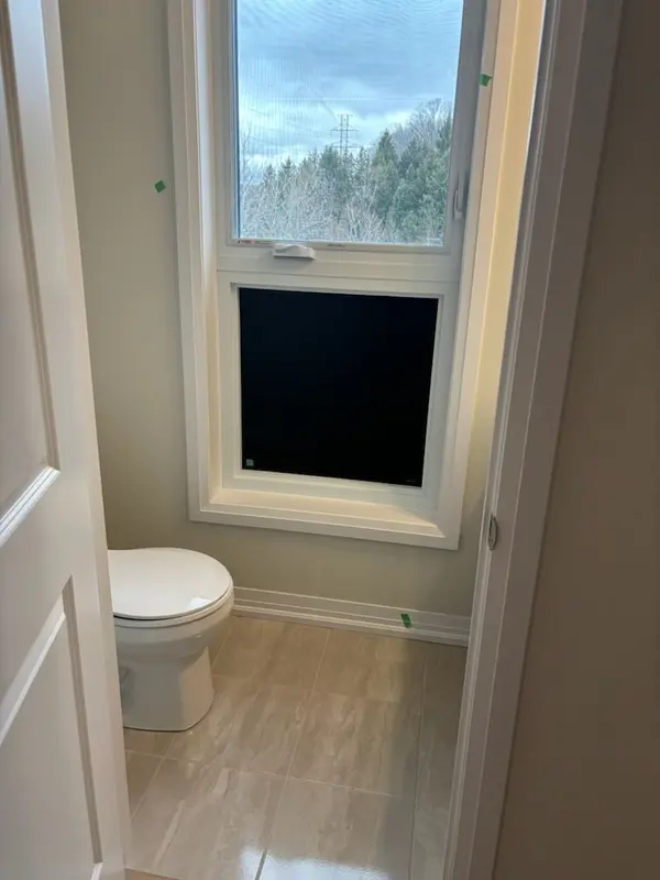 261 Woodbine Ave AVE #E018, Kitchener, ON N2R 0S7