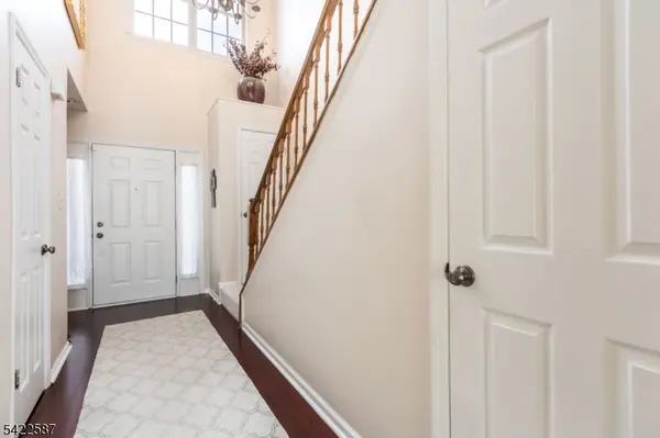 504 Reading Cir, Bridgewater Twp., NJ 08807