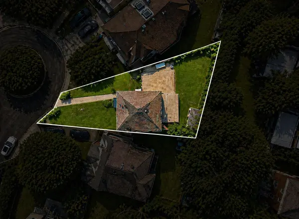 51 Glenavy AVE, Toronto C12, ON M4P 2T9