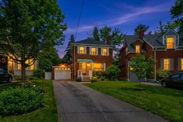 51 Glenavy AVE, Toronto C12, ON M4P 2T9