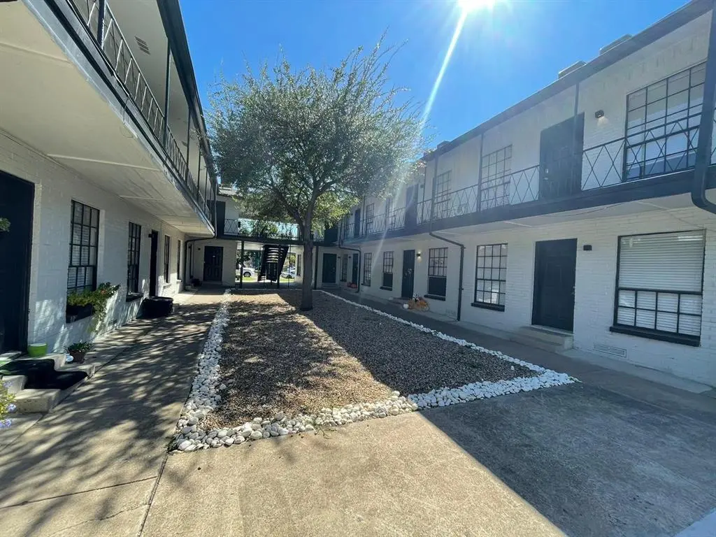 5317 Junius Street #209, Dallas, TX 75214