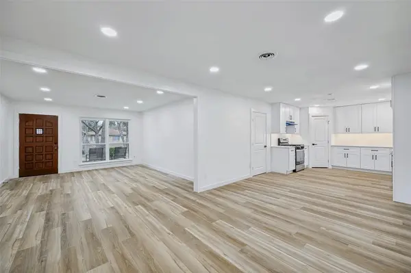 3216 Rock Bluff Drive, Dallas, TX 75227