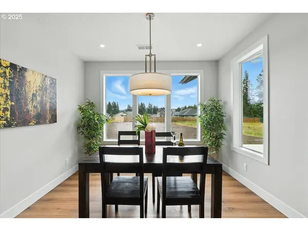 121 GASSMAN RD, Castle Rock, WA 98611