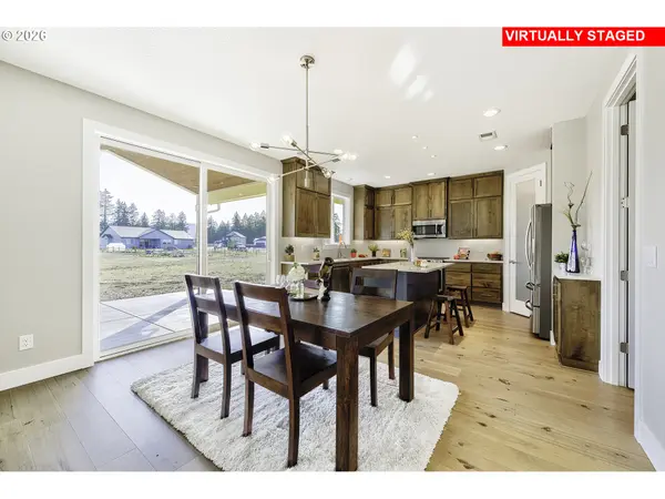 143 GASSMAN RD, Castle Rock, WA 98611