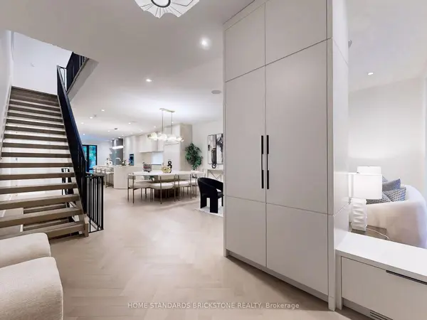 38 Elgin AVE, Toronto C02, ON M5R 1G6