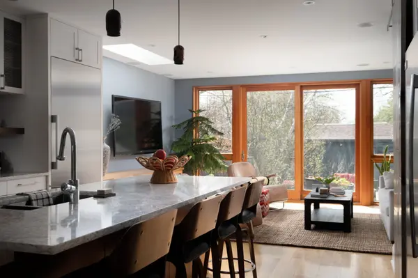 127 Browning AVE, Toronto E03, ON M4K 1W4