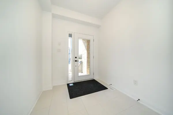 26 Ranch TER, Barrie, ON L9J 0Y3