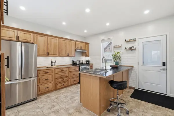 361 6th AVE, Hanover, ON N4N 2E8