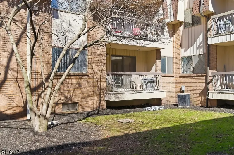 1150-1190 W St Georges #A19, Linden City, NJ 07036