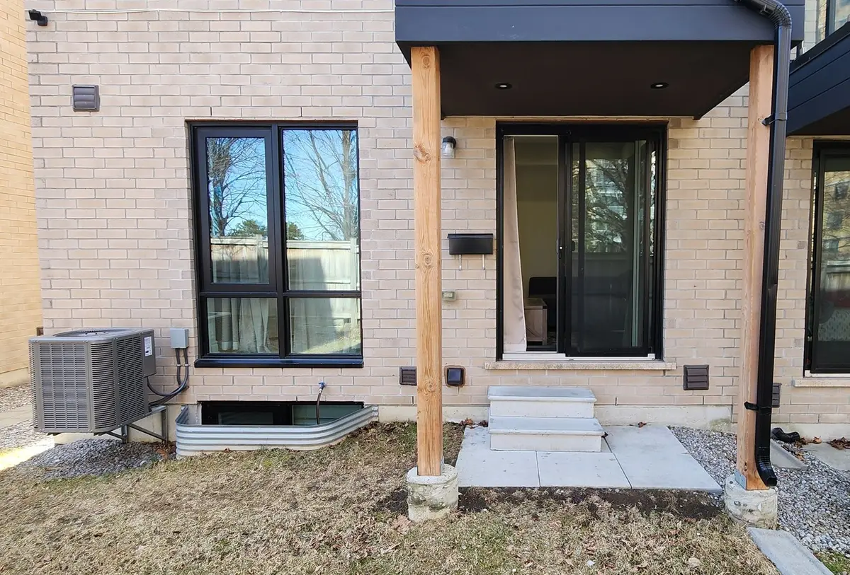 62 Pony Farm DR, Toronto W09, ON M9R 0B3