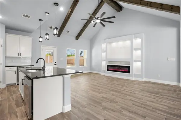 5607 Belaire Circle, Granbury, TX 76048