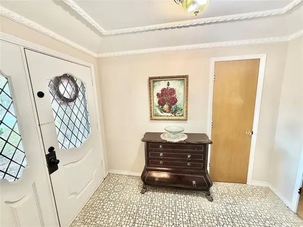 1800 Southridge Drive, Denton, TX 76205