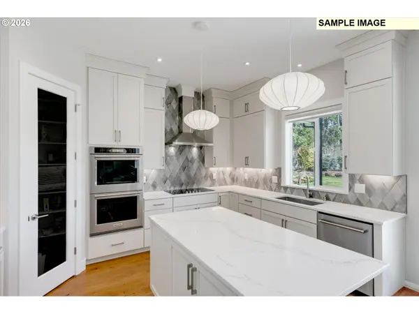 155 GASSMAN RD, Castle Rock, WA 98611