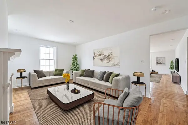 17 High St, Andover Boro, NJ 07821