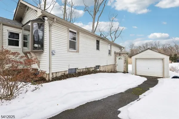 19 Honeyman Pl, Berkeley Heights Twp., NJ 07922