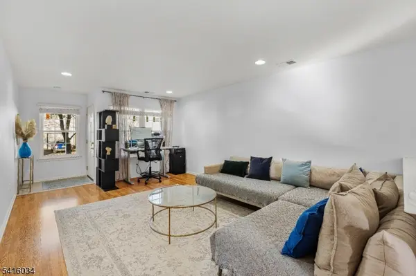 377 Hannah Way, Bridgewater Twp., NJ 08807