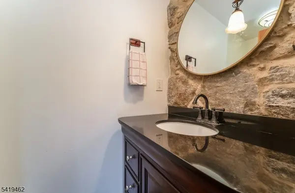 171 Route627, Pohatcong Twp., NJ 08865