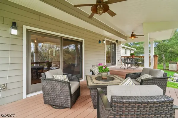 4 Valley Pl, Chester Twp., NJ 07930