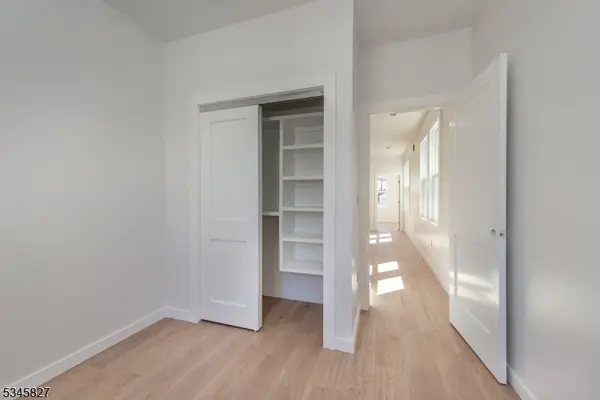 30 Bowdoin St #4, Clifton City, NJ 07013