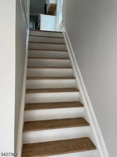 18 Forest Ave #B, Caldwell Boro Twp., NJ 07006