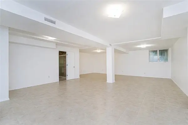 8409 19th AVE #1C, Brooklyn, NY 11214