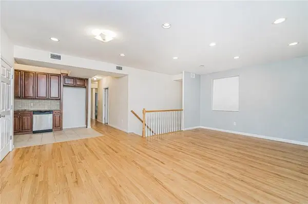 8409 19th AVE #1C, Brooklyn, NY 11214