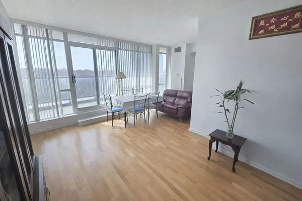 219 Fort York BLVD #711, Toronto C01, ON M5V 1B1