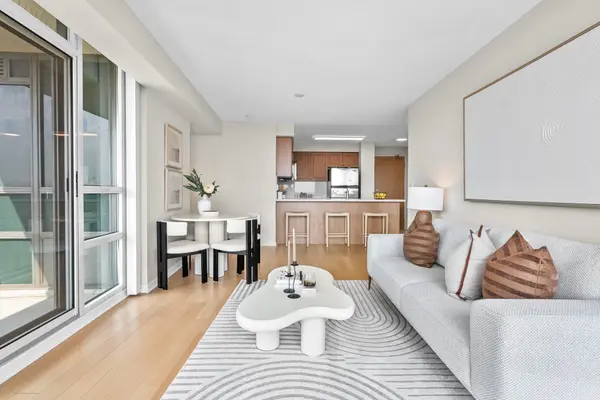 509 Beecroft RD #1609, Toronto C07, ON M2N 0A3