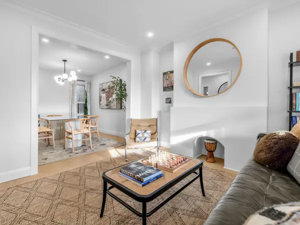 181 Gilbert AVE, Toronto W03, ON M6E 4W6