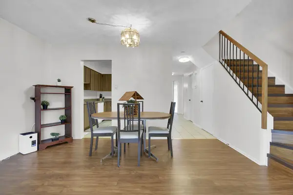 88 Clarkson CRES #65, Kanata, ON K2L 3E2