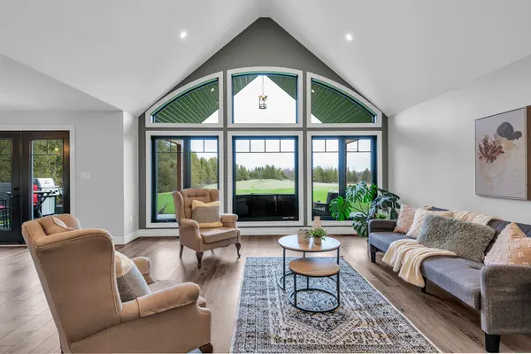 168 Walkers RD, Kawartha Lakes, ON K0M 1N0