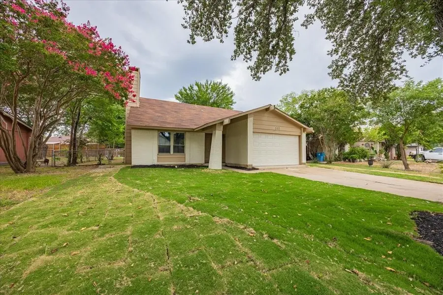 532 Kent Drive, Lewisville, TX 75067
