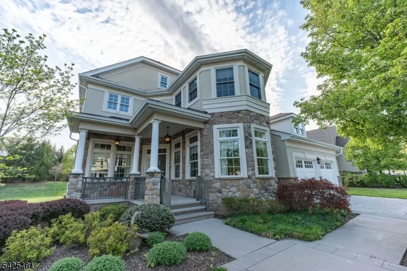 19 Betsy Ross Dr, Warren Twp., NJ 07059